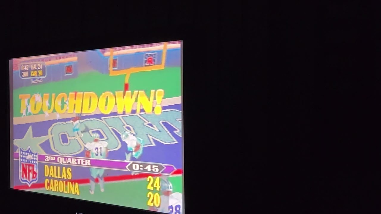 Dallas vs Panthers. I barely won the 4 quarter. NFL BLITZ FOR THE PS1. Please watch & subscribe & 👍 