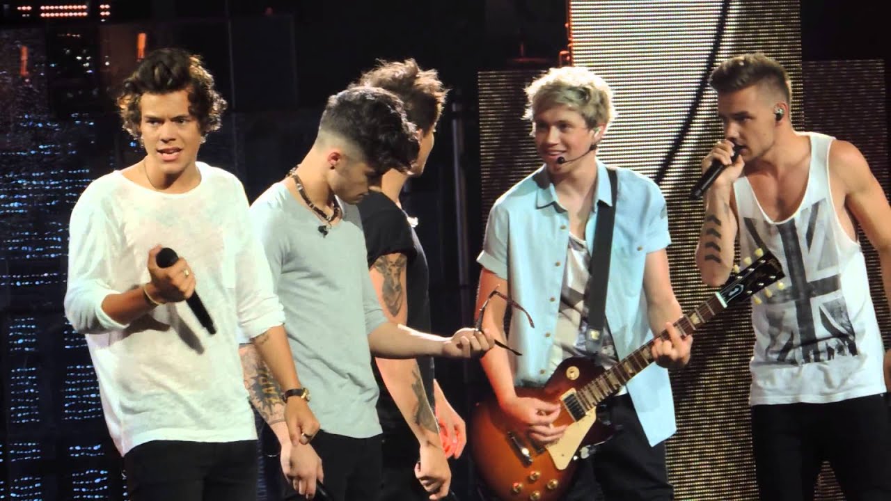 One Direction Teenage Dirtbag Louisvile June 16 2013