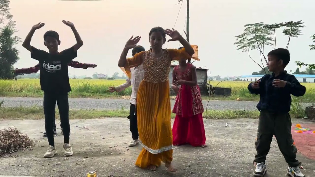 Yaspaliko Tiharai Ramailo  | Kohinoor Nepali Movie Song || Tihar Dance 2081