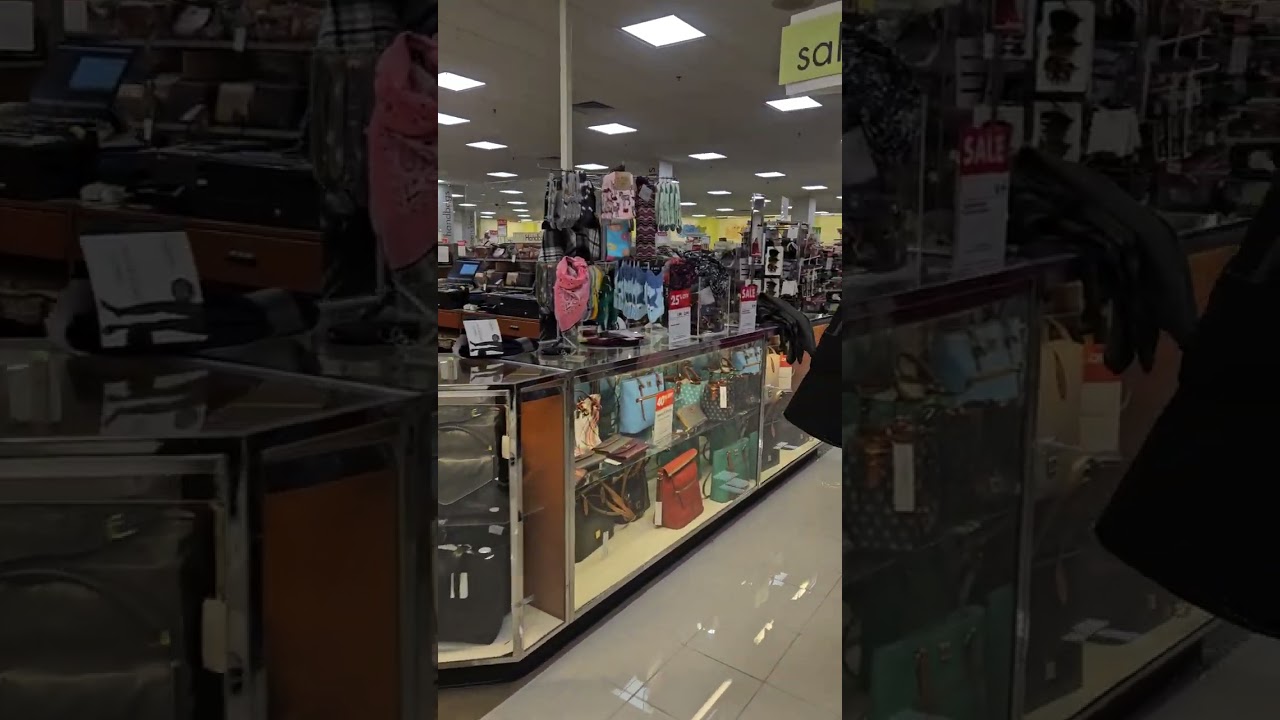 Tour of Monmouth Mall Boscov's in Eatontown, NJ