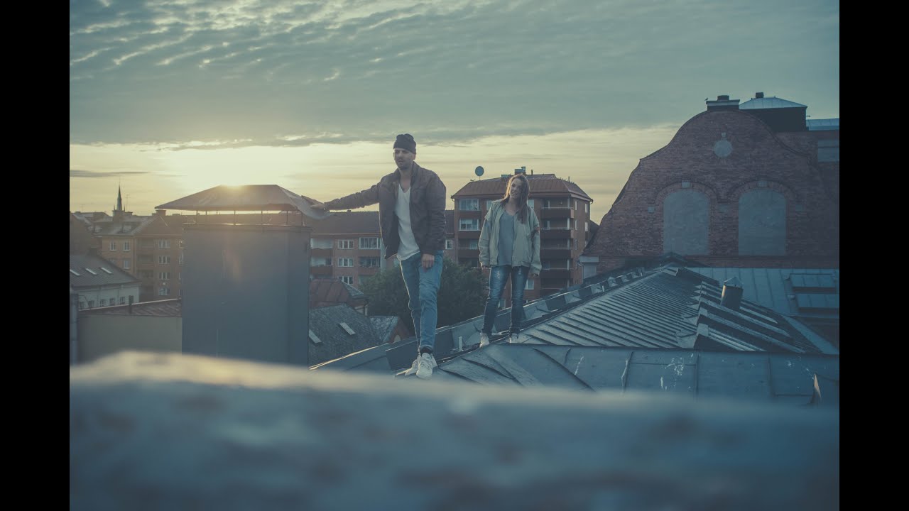 Kim Cesarion - Trade Ya