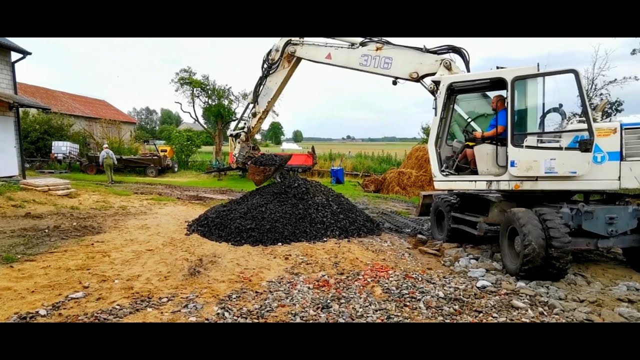 Budowa podjazdu - (akcja LIEBHERR)