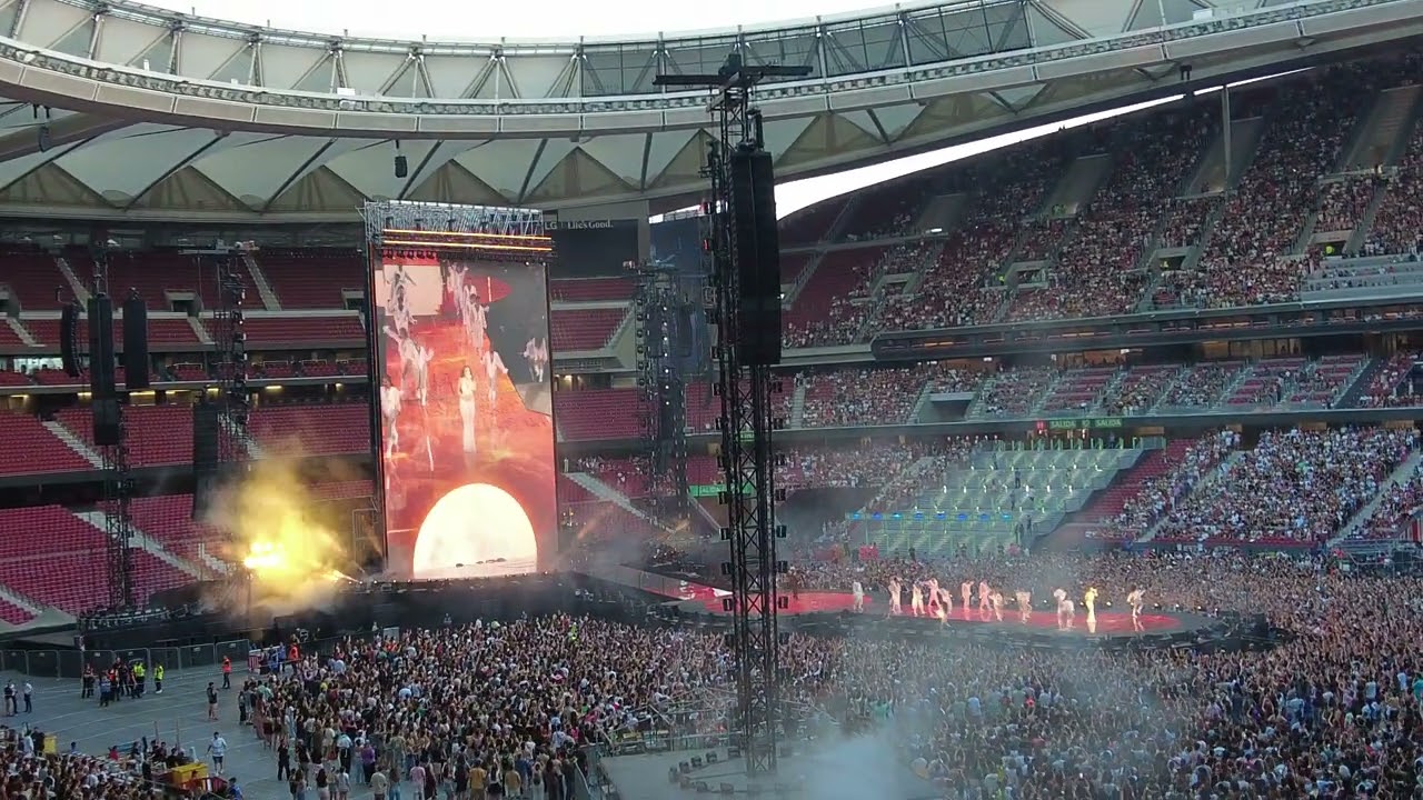 LOLA INDIGO 'TRENDY + CASANOVA' | ESTADIO METROPOLITANO MADRID - 14/06/2025 | 4K |