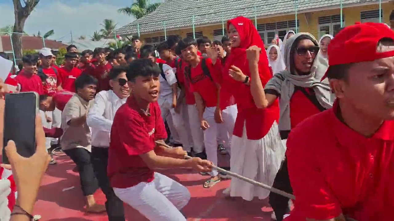 LP.Lomba tarik tambang dalam Semarak Kemerdekaan 2025 part 12