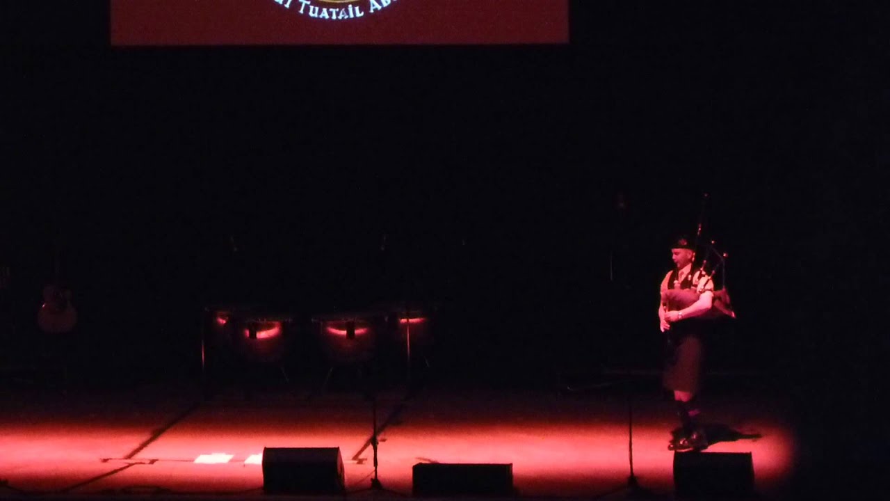 Alen Tully Solo - St Laurence O'Toole Pipe Band at Aberdeen Music Hall 27.04.13 HD