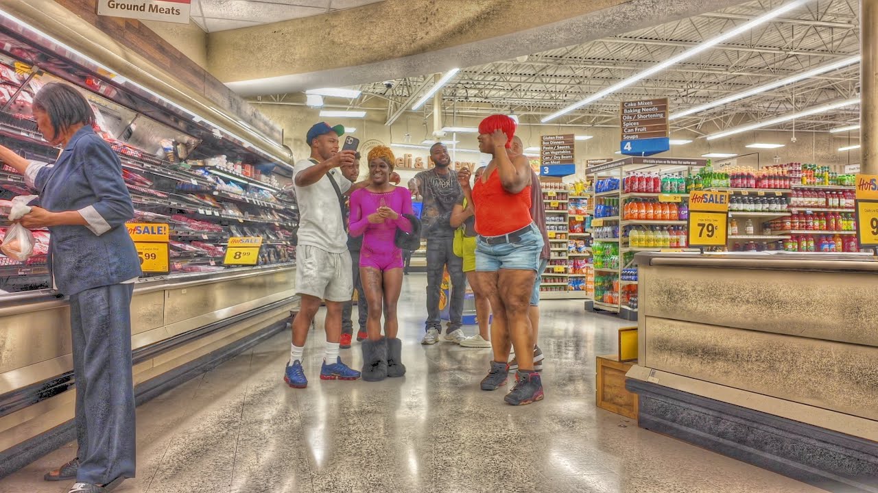 Я пошёл в район FoodLion