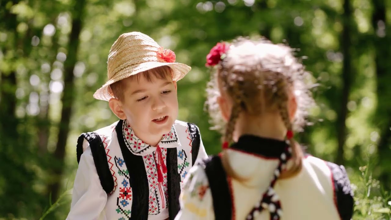 Maria & David Risneanu (Do-Re-Mi-SHOW) - Măriuță unde te duci