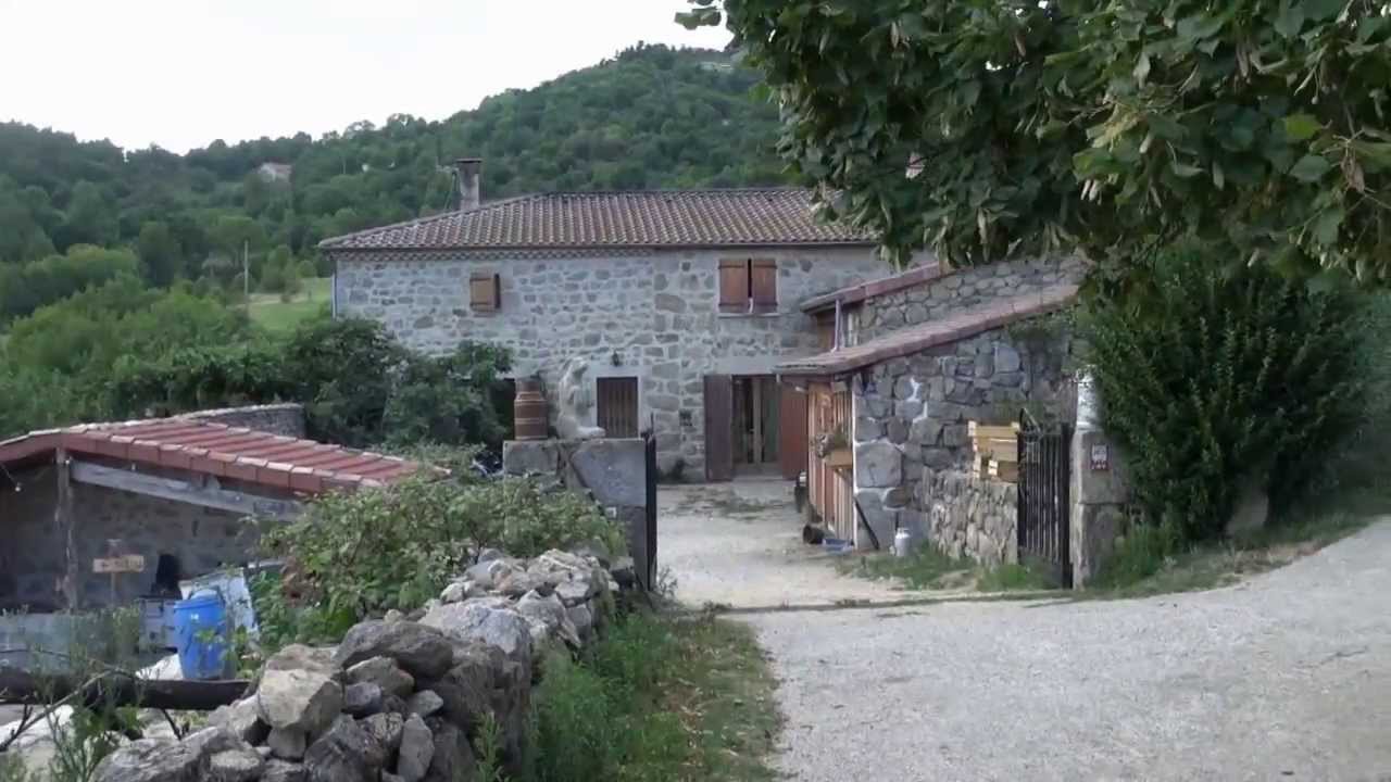 bienvenue à la Ferme de Saute Lièvre en Ardèche