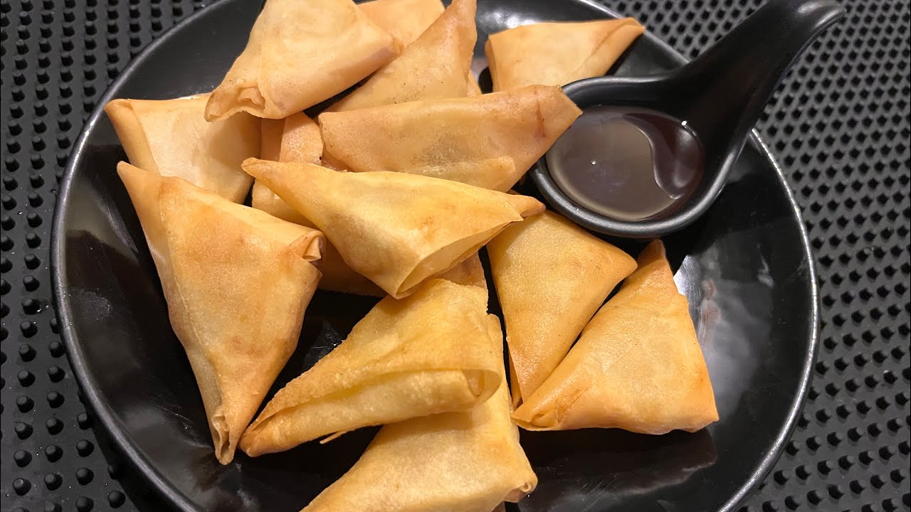 ￼สวนครัวชวนทำ ซาโมซ่ากล้วยหอมชีส อร่อยกินเพลิน กรอบหอมมันนัว