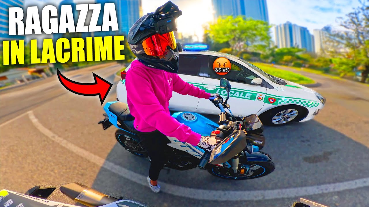 SCOPPIA A PIANGERE IN MOTO (per davvero)