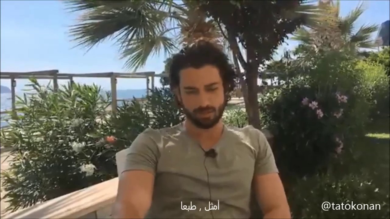 ألب نافروز من مقابلة KizlarSoruyor _ عرفنا عن نفسك وهل أحببت بالسابق ؟