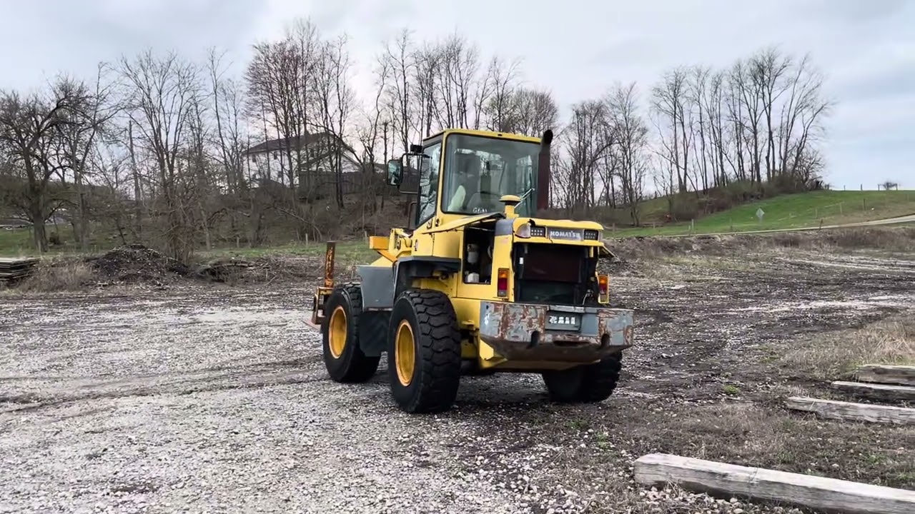 310 • Komatsu WA180-3 Wheel Loader