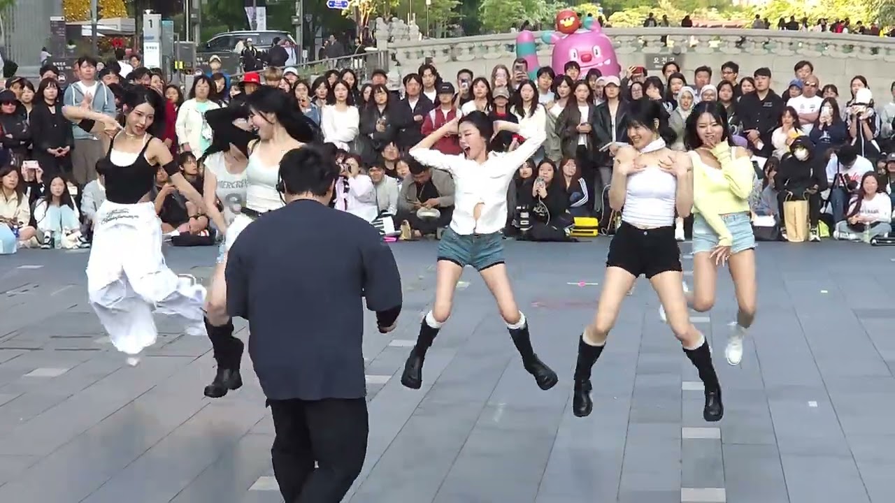 2025.05.11/아트비트 AB 여기서요?/캣츠아이 KATSEYE - Gnarly/ARTBEAT 청계광장 버스킹