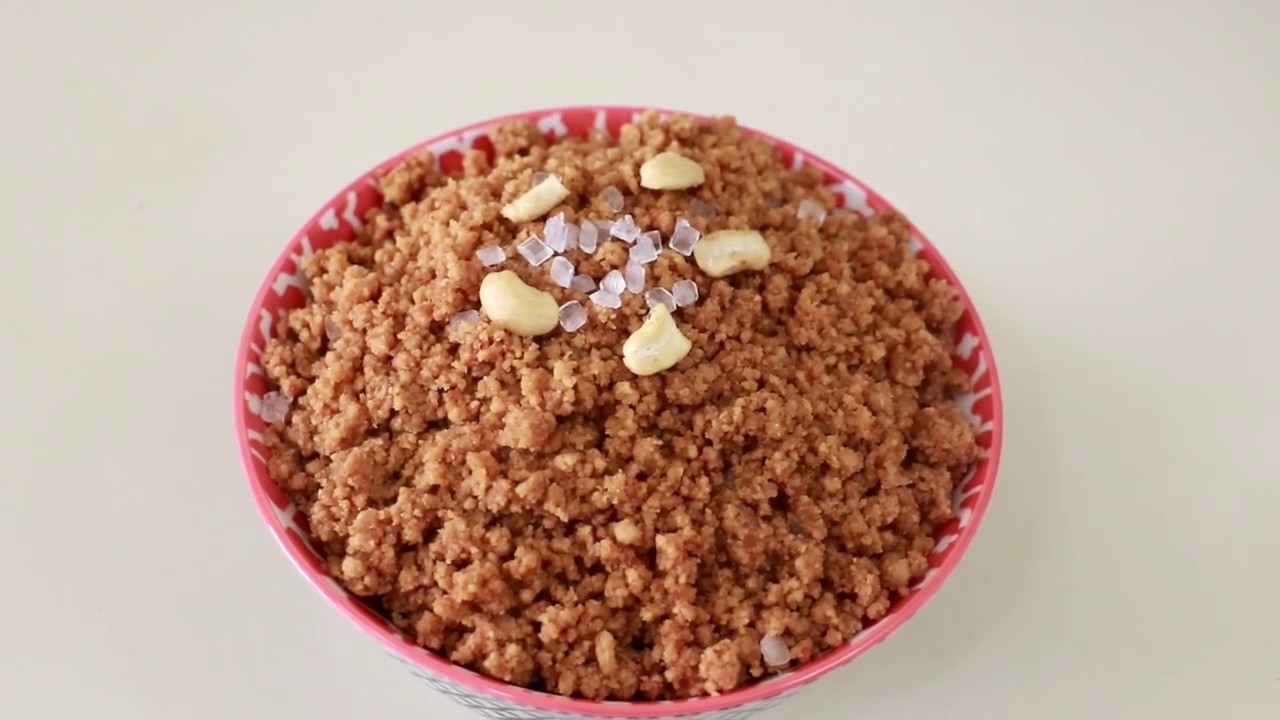 wheat and gud ka choorma/आटा और गुड़ का चूरमा
