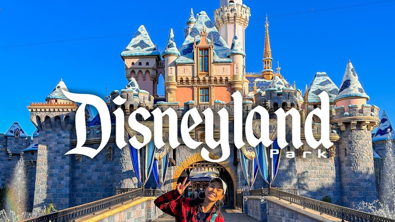 VLOG DISNEYLAND CALIFORNIE ( avec plein de secrets et détails Disney dedans ) AVEC MULTIPASS !