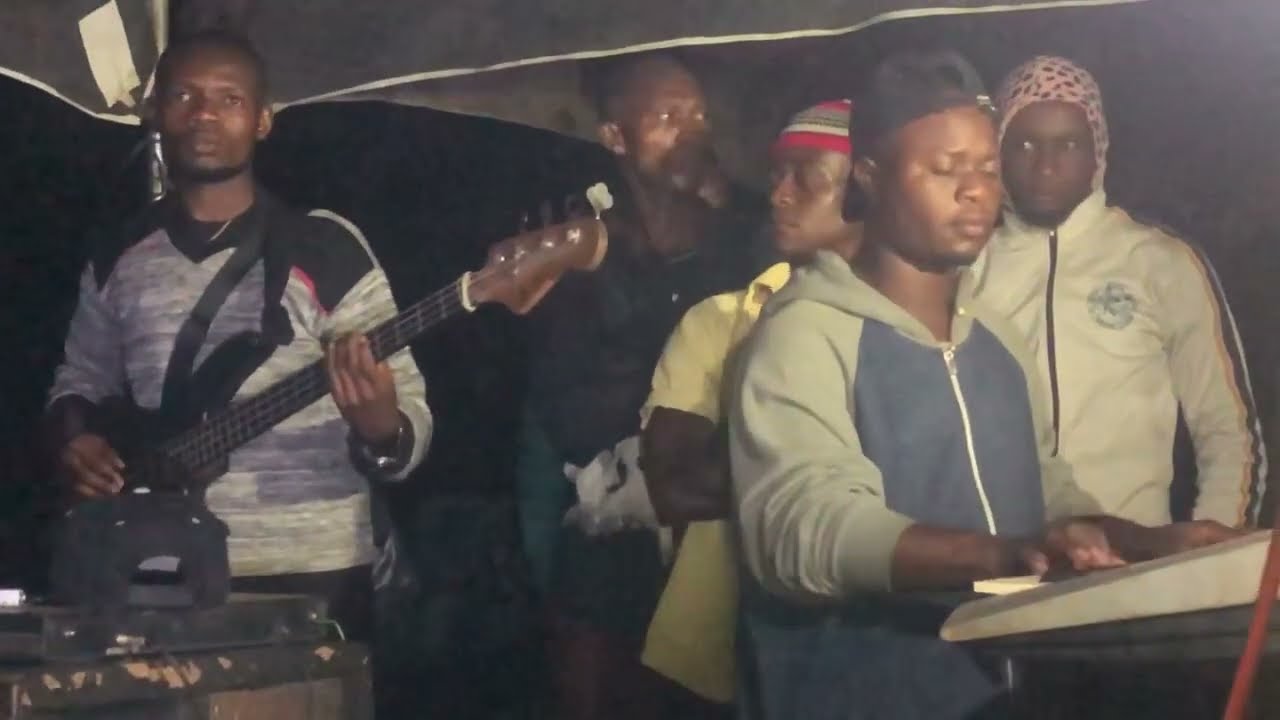 Best of African music (Nigerian highlife live performance) || Mista Prime Tv