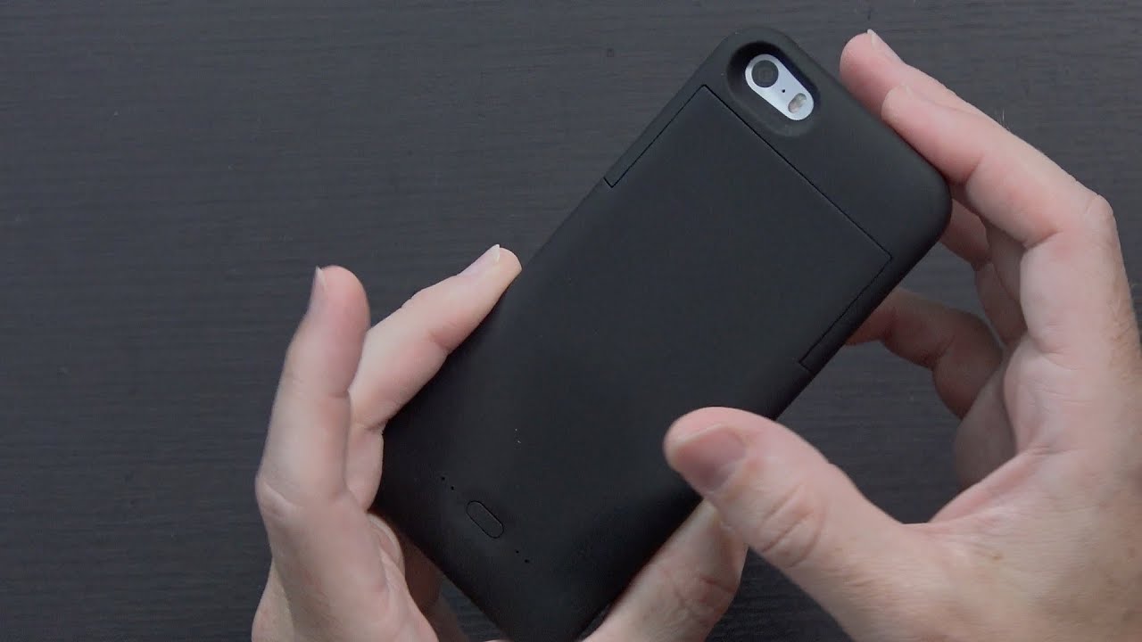 Sleek iPhone SE Battery Case from PowerBot