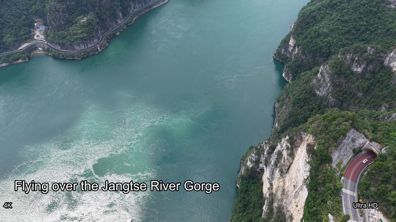 Flying over the Yangtze River  Gorge 4K