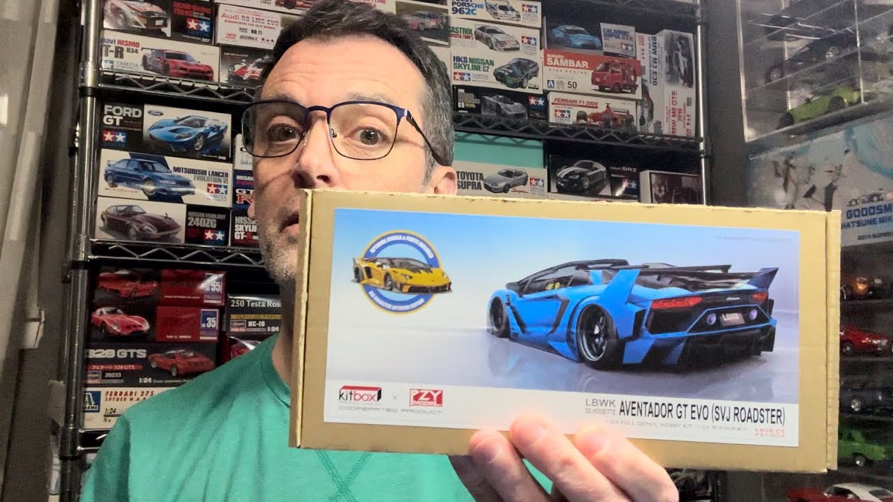 Review: Lamborghini Aventador Liberty Walk Roadster 1/24 scale Resin kit by PZY Kitbox