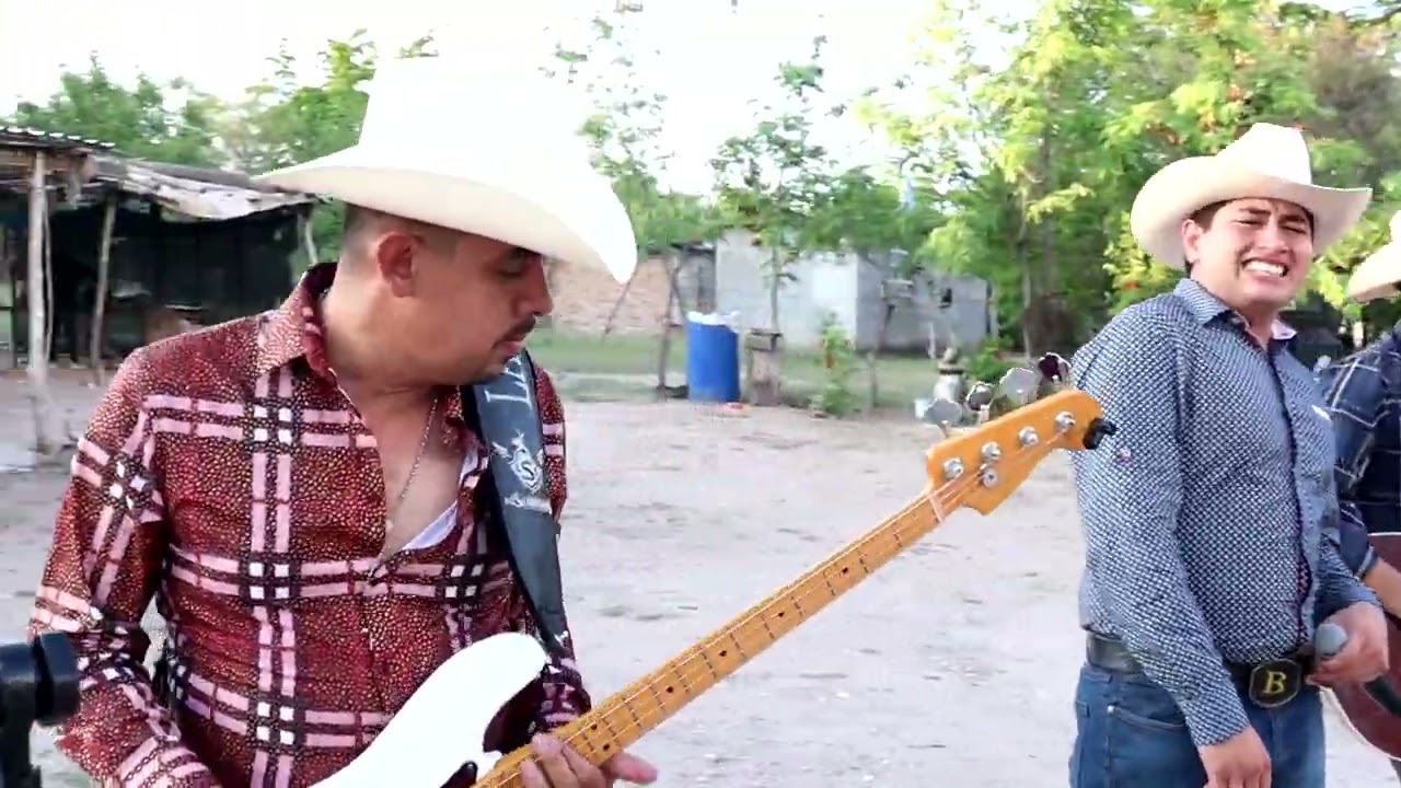 Los Cedreños - La Casita