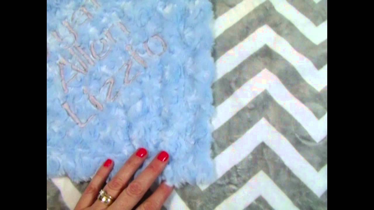 Cobija personalizada Minky Chevron con Azul