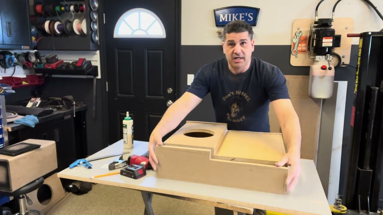 HONDA CRV OLD SCHOOL CAR AUDIO BUILD!  SPARE TIRE SUBWOOFER BOX! PART-1 #caraudio @toocargarage564