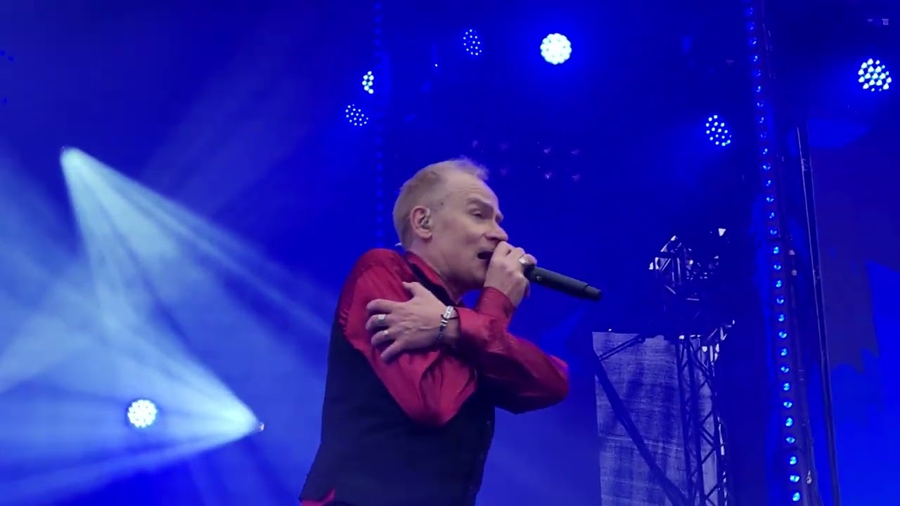 Neljä Ruusua: Sininen sunnuntai live Turku 30.5.2025