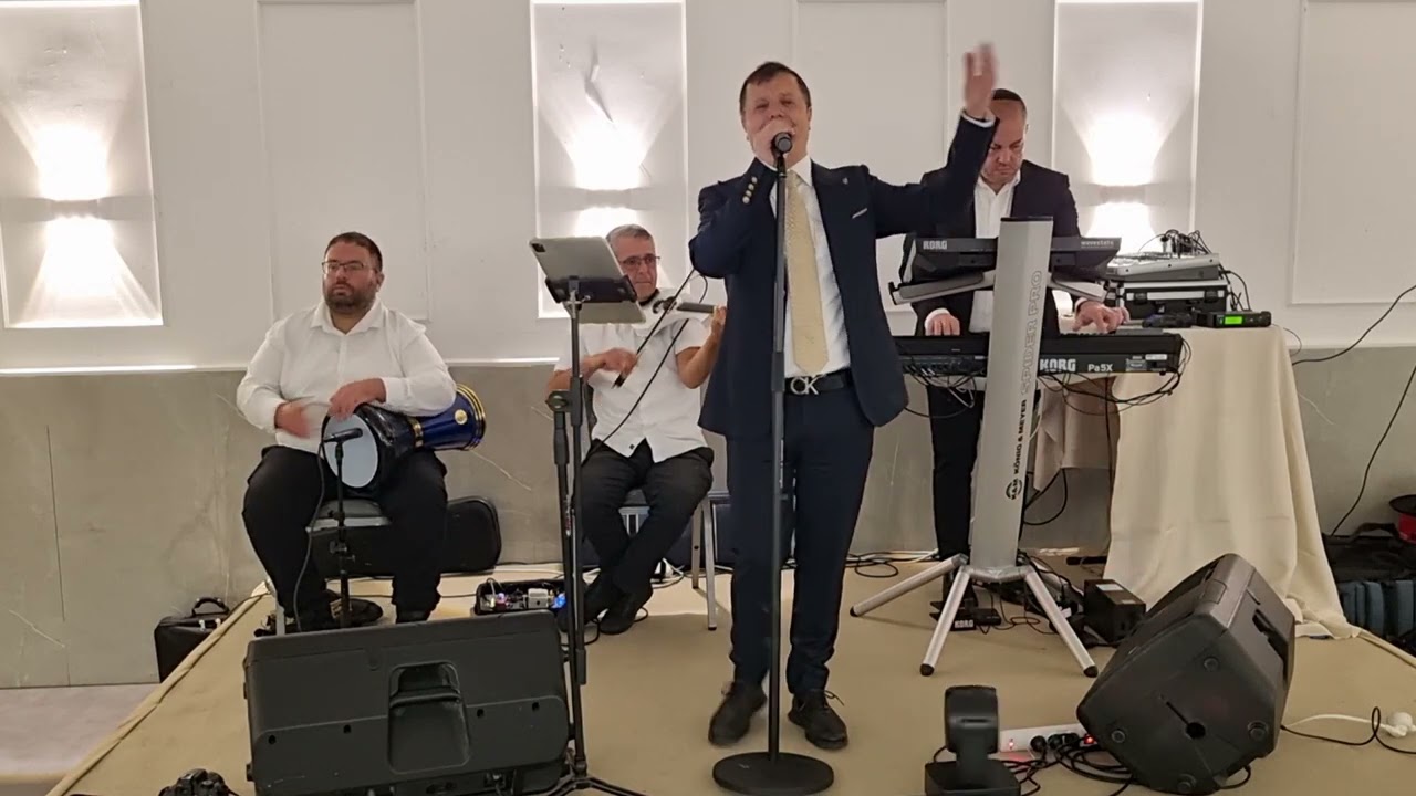 יהודה ועקנין - בחבה אל עולם קלידים - רוני גינדי - כינור - רפי שוואט - דרבוקה - שרון ישראל