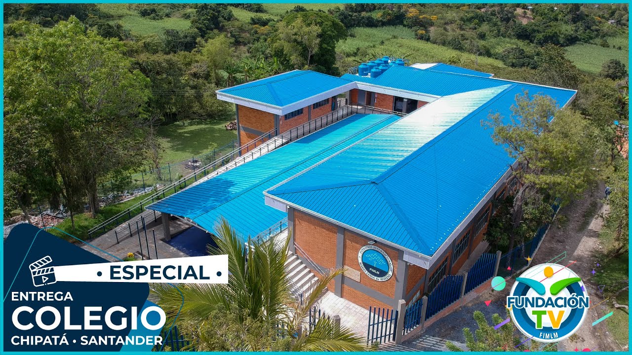 La Dra. María Luisa Piraquive entrega Colegio en Chipatá • Santander