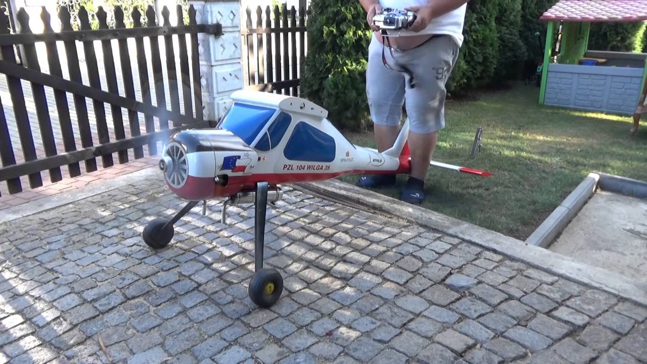 PZL 104 Wilga 35