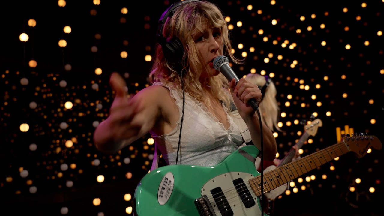 Lambrini Girls - Love (Live on KEXP)