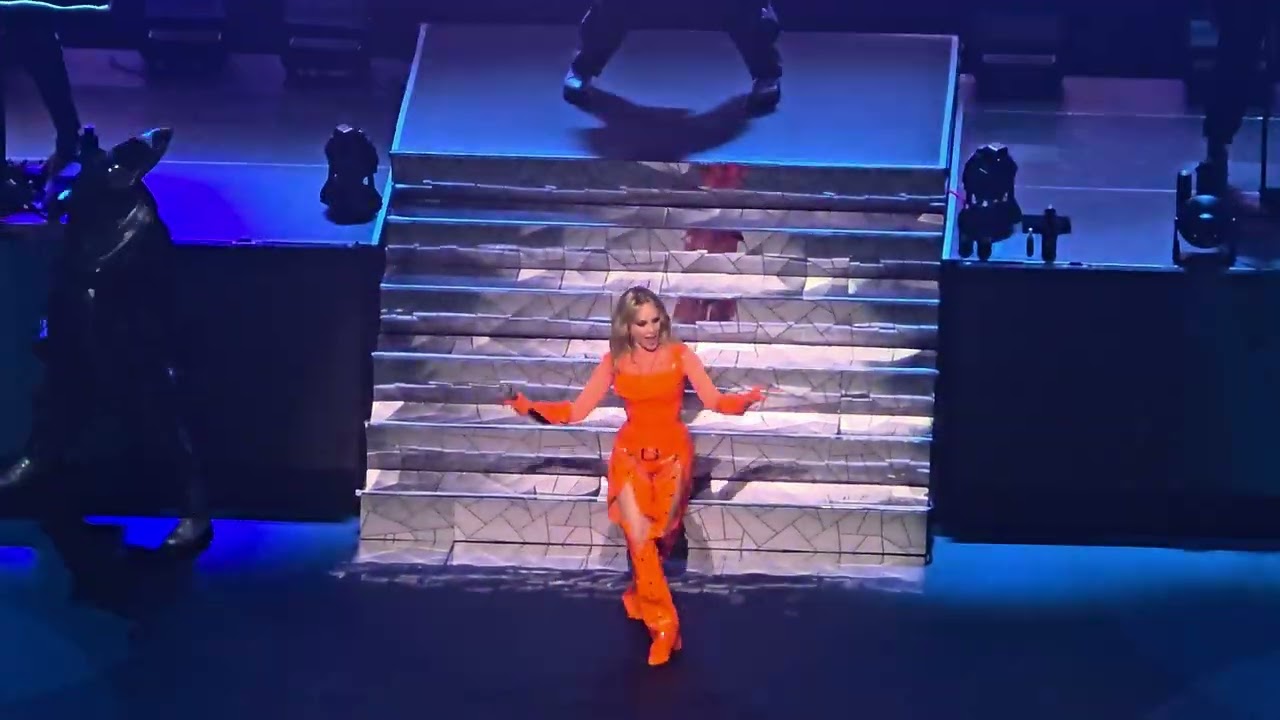 Kylie Minogue - Lights Camera Action, In Your Eyes, Get Outta My Way | Tension Tour, Guadalajara
