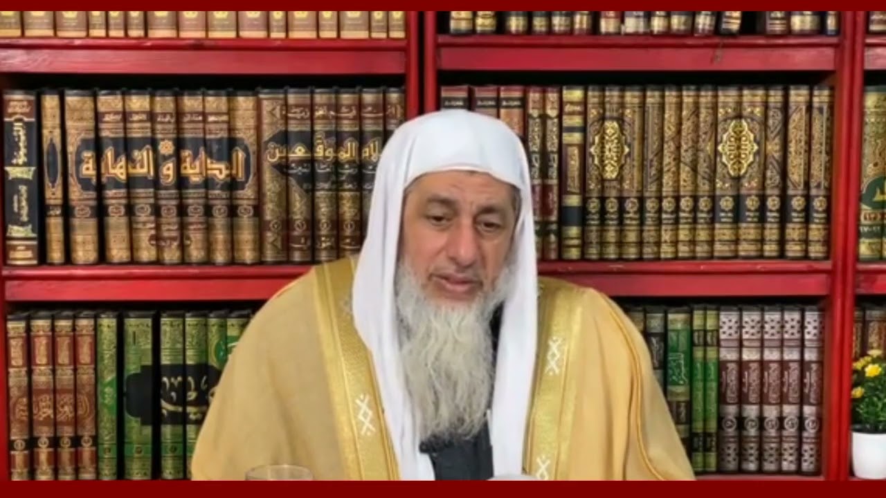 ما حُكم فتح المصحف و التفاؤل بالآيات ؟!!!