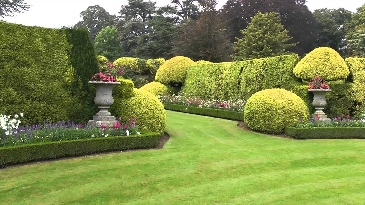 Ascott House Gardens Bucks