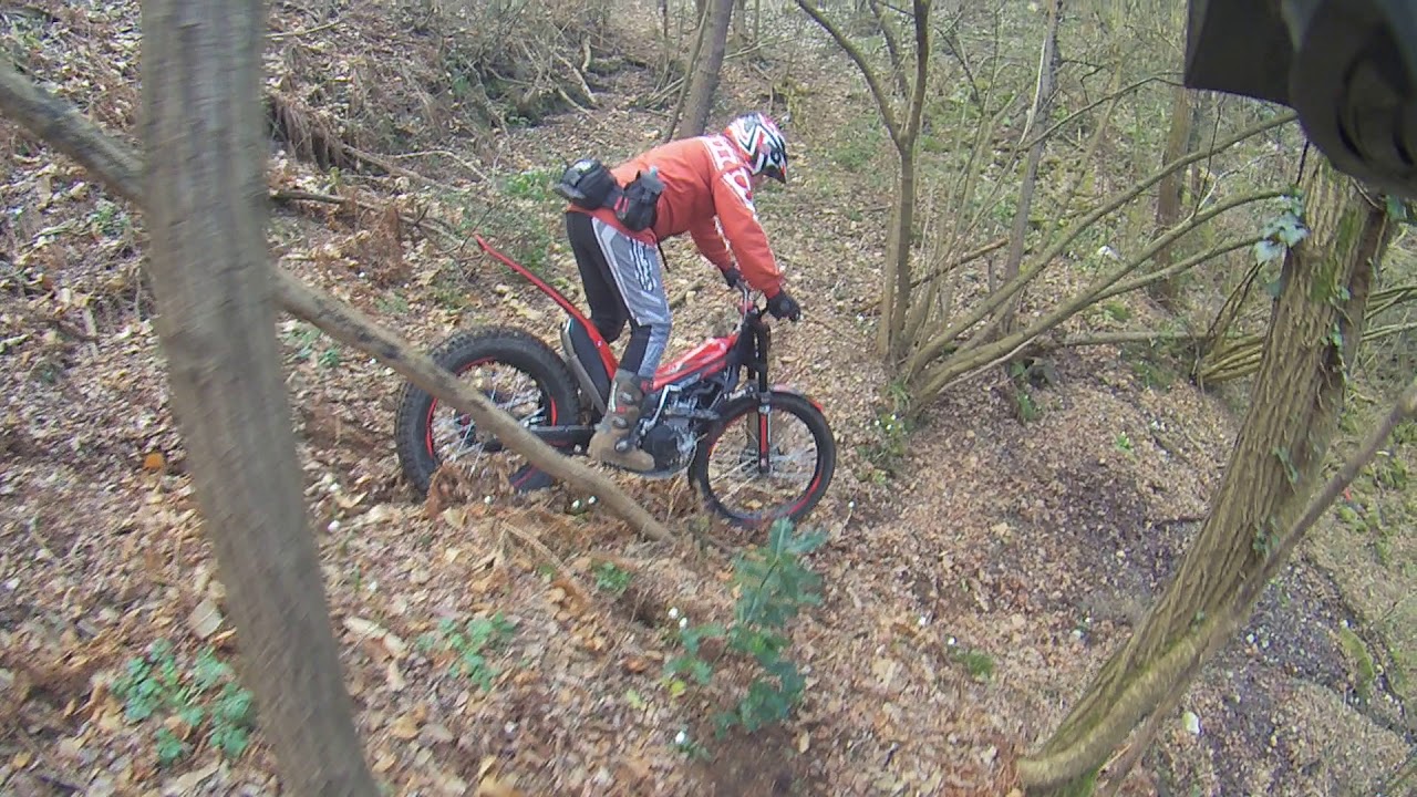 Montesa 300RR traction