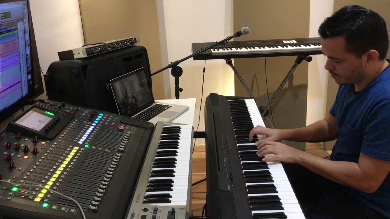 Fly me to the moon -  Piano