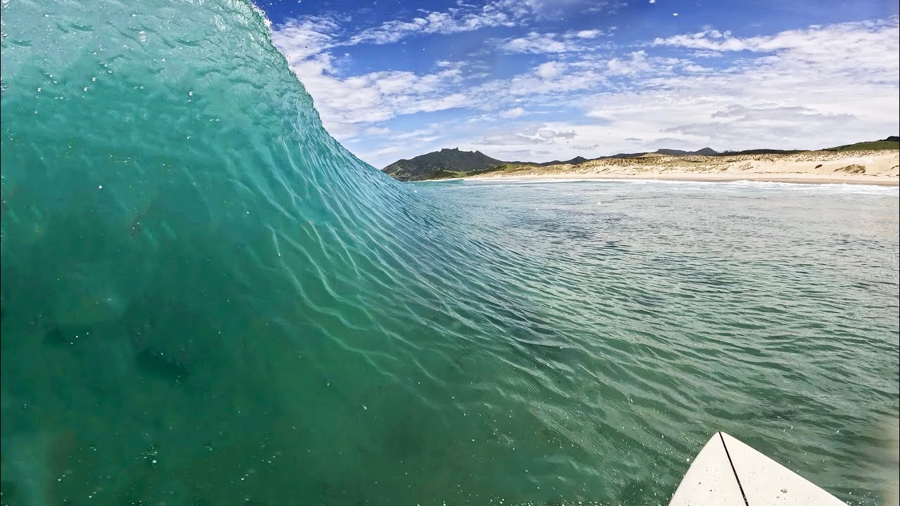 WE FOUND DREAMY WAVES ON THE EAST COAST (RAW POV) 
