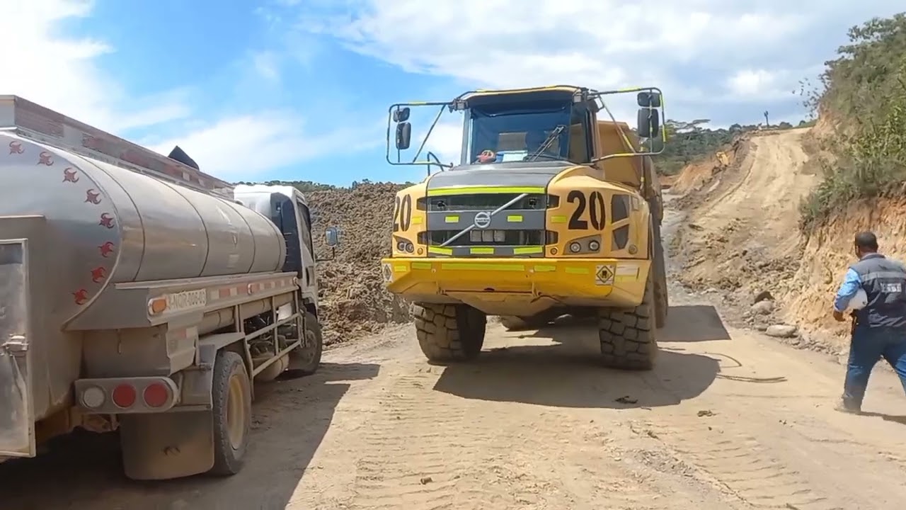 Construcción Variante Rosas Cauca 13-02-2023