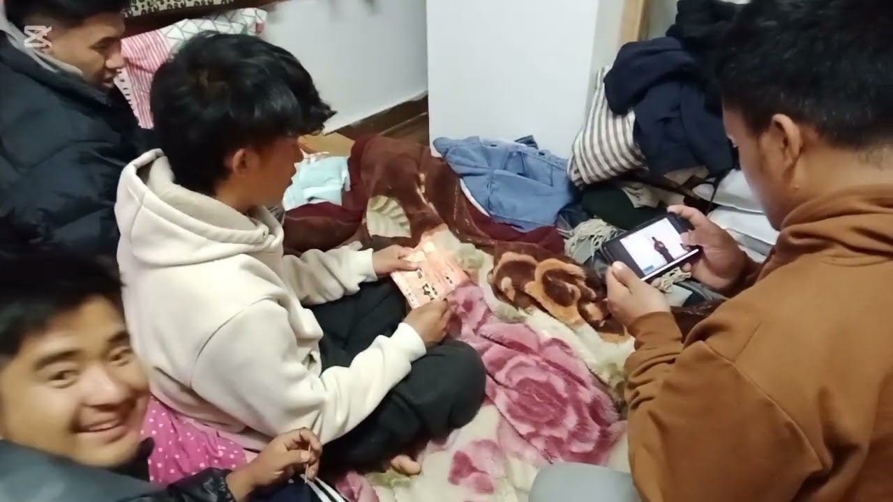 My brothers are hoping to win a Prado in the New Year lottery 😂🤣😂 ( Happy New year guys 🎉🎁)