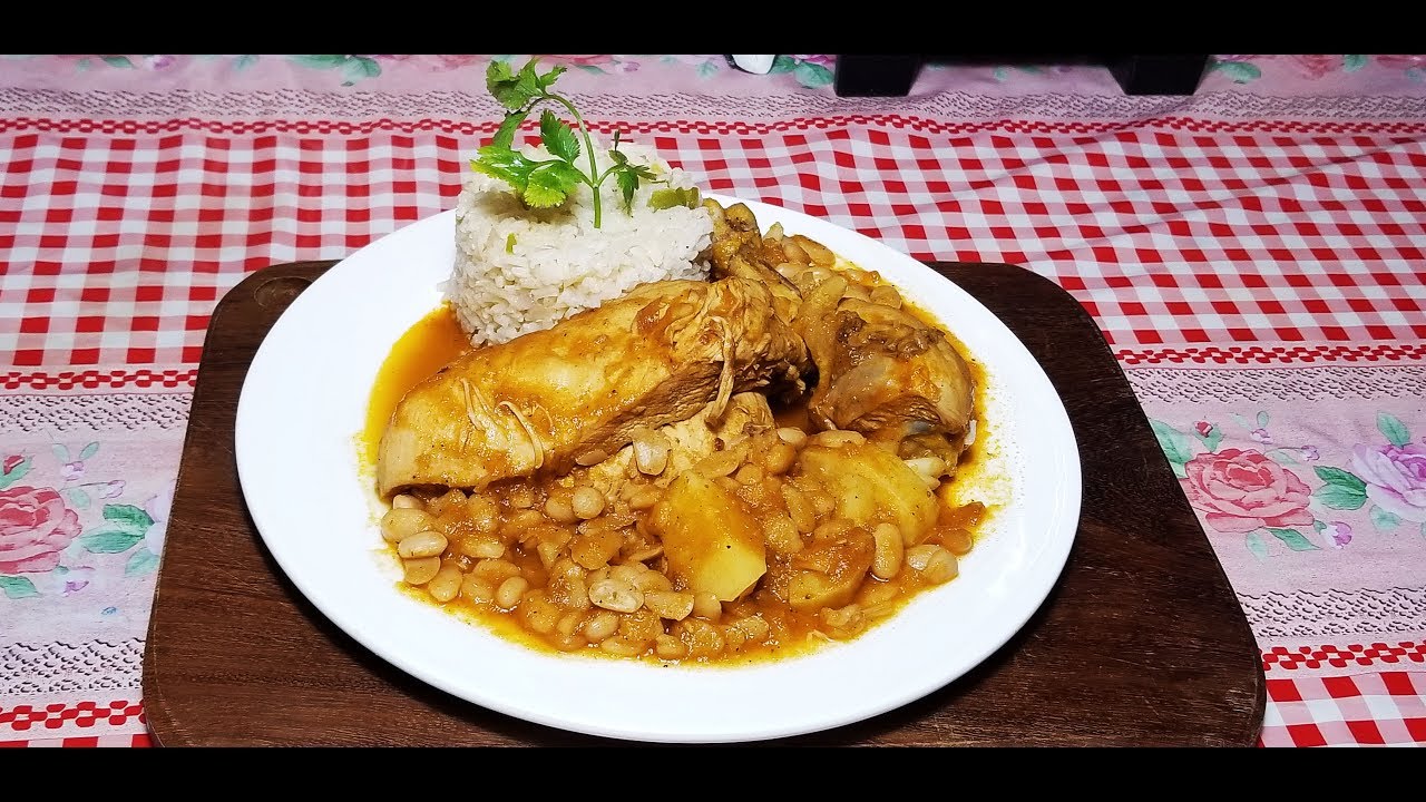 Como Hacer Pollo Guisado con Frijoles Blancos (paso a paso)