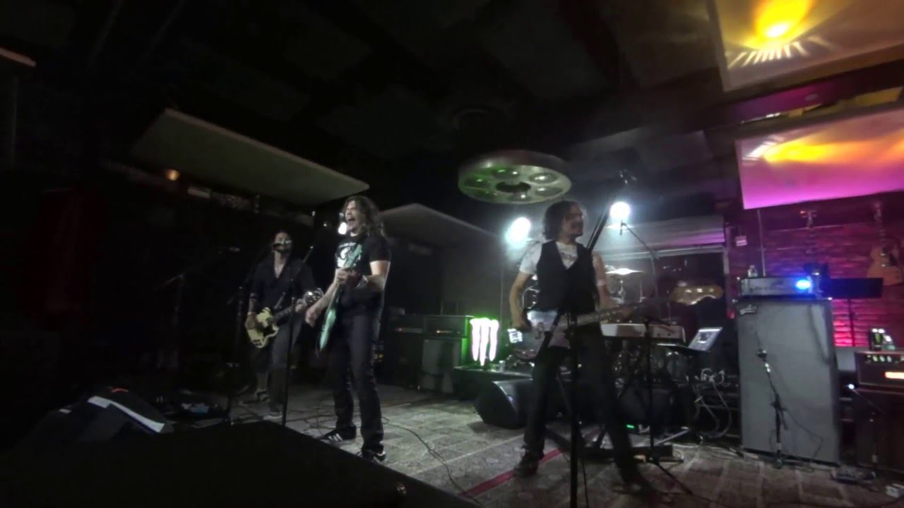 PHIL X BRIAN TICHY DANIEL SPREE GLEN SOBEL SOUNDCHECK LIVE LUCKY STRIKE