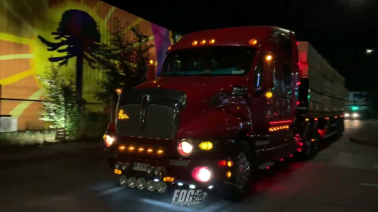 Kenworth Cummins ISX signature Jake Brake straightpipe
