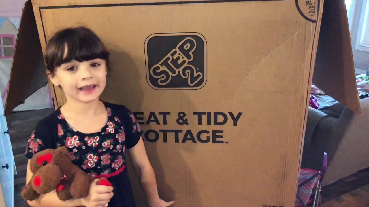 Neat & Tidy Cottage | Step 2 | Playhouse | Claire and Kaye PLAY | Kids Video