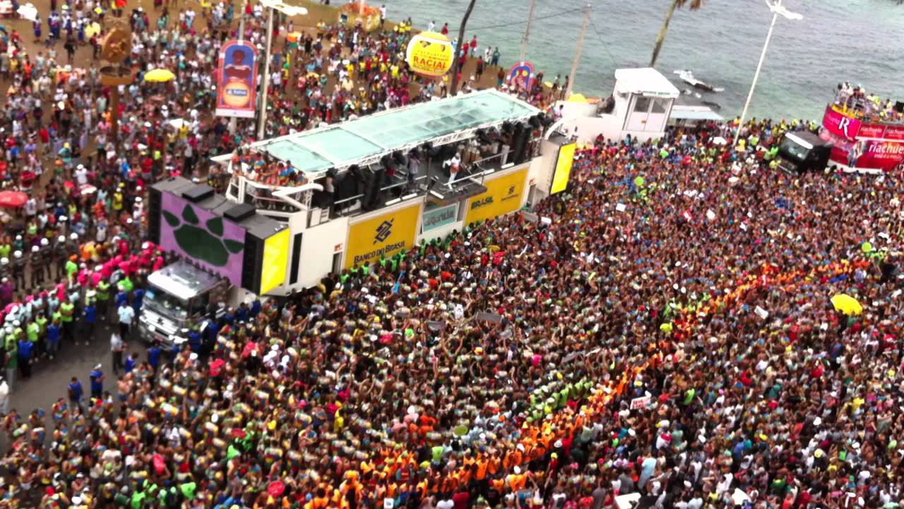 Abertura do domingo de CAMALEÃO 2012 BY QUIRIBAMBA