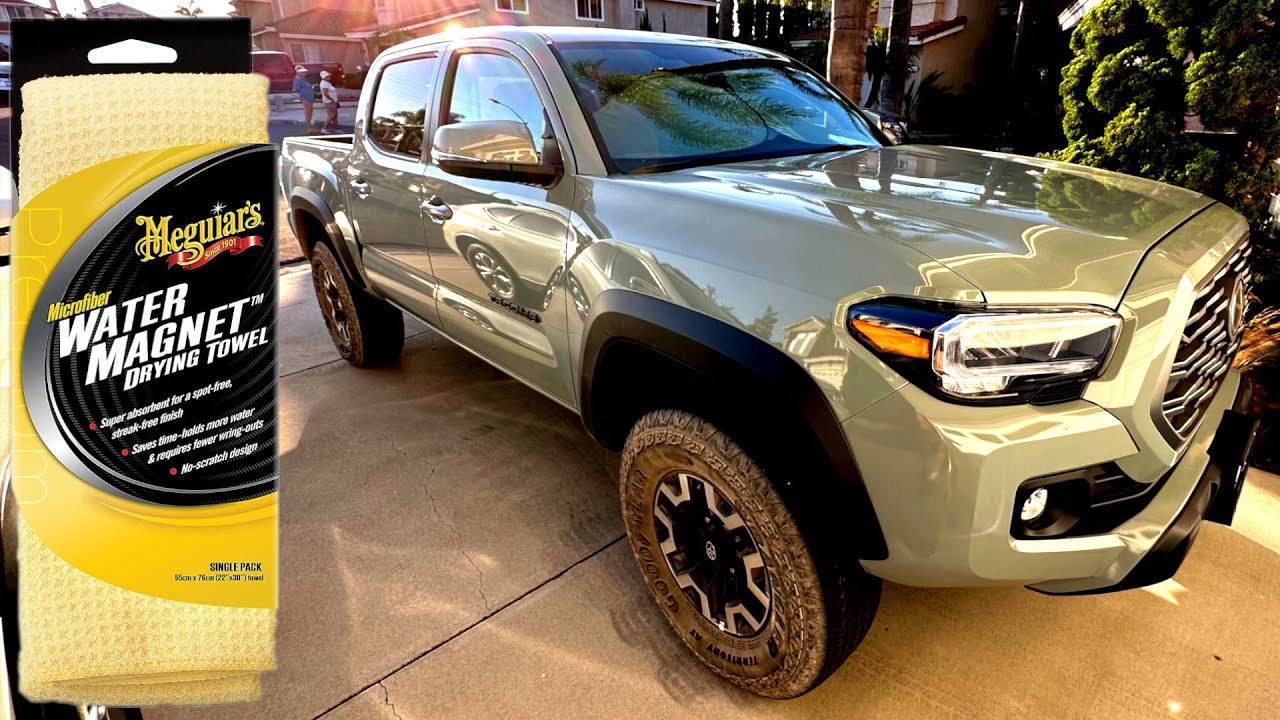 Meguiar's Water Magnet Towel - How I Dry My Toyota Tacoma Pickup Truck