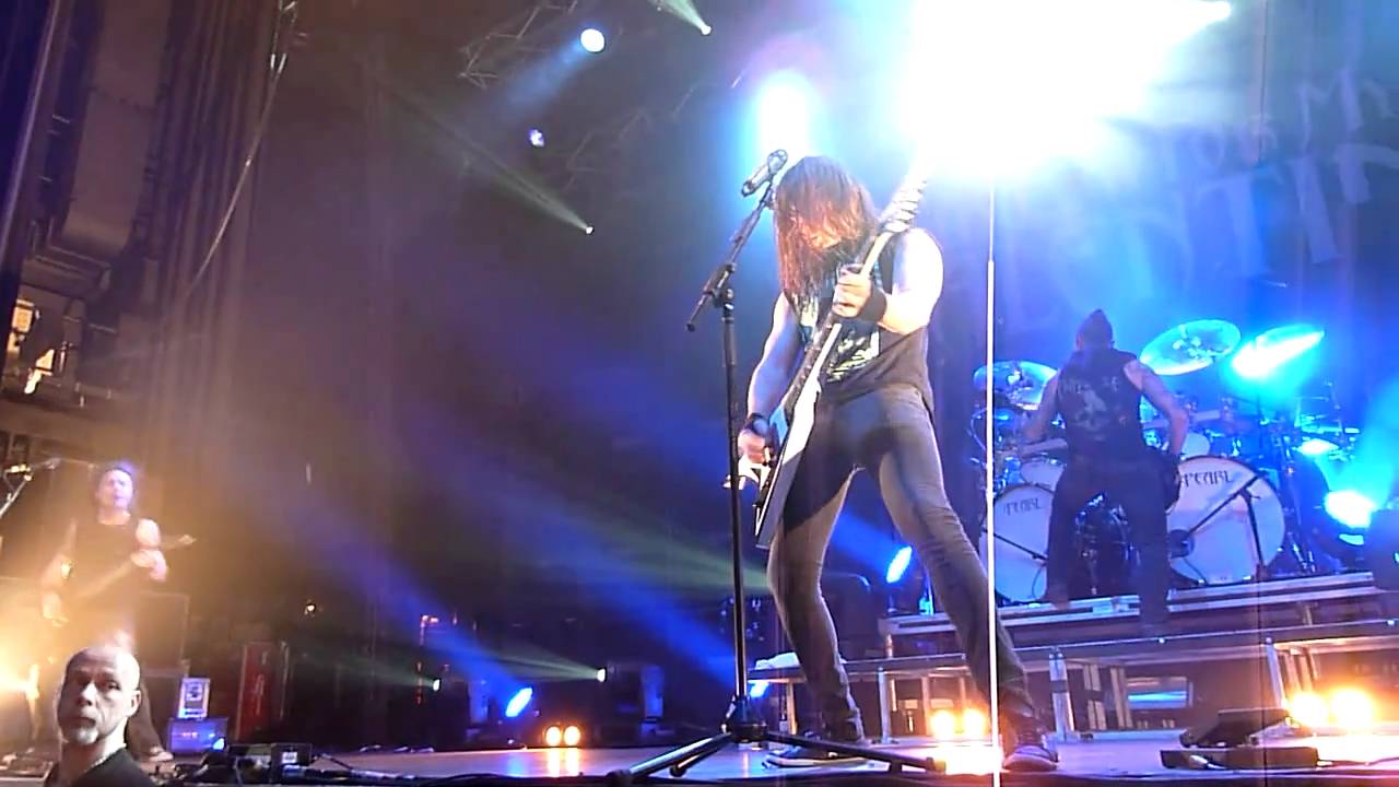 Bullet For My Valentine 2010 11 30 (221638)  Bittersweet Memories + Room 409 Live @ 013 Tilburg