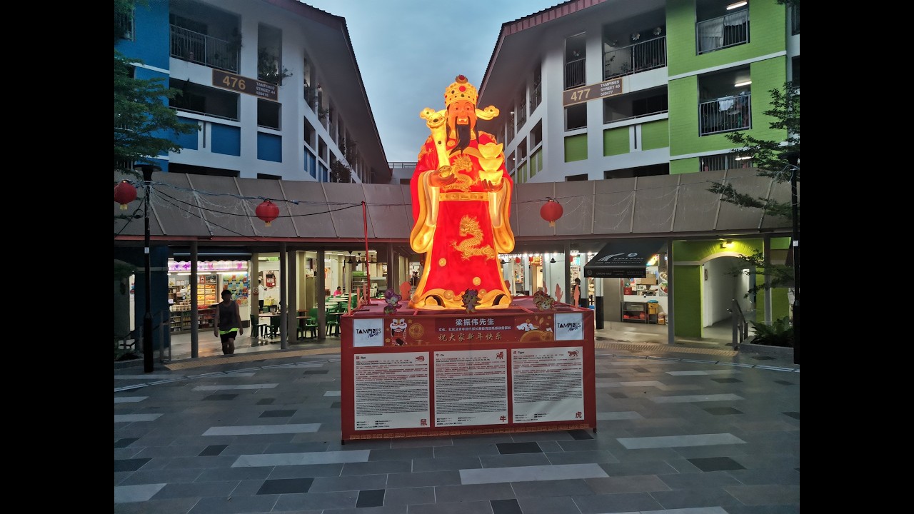 Today we went to ? Get Roti Pratha for 3 in Tampines Singapore