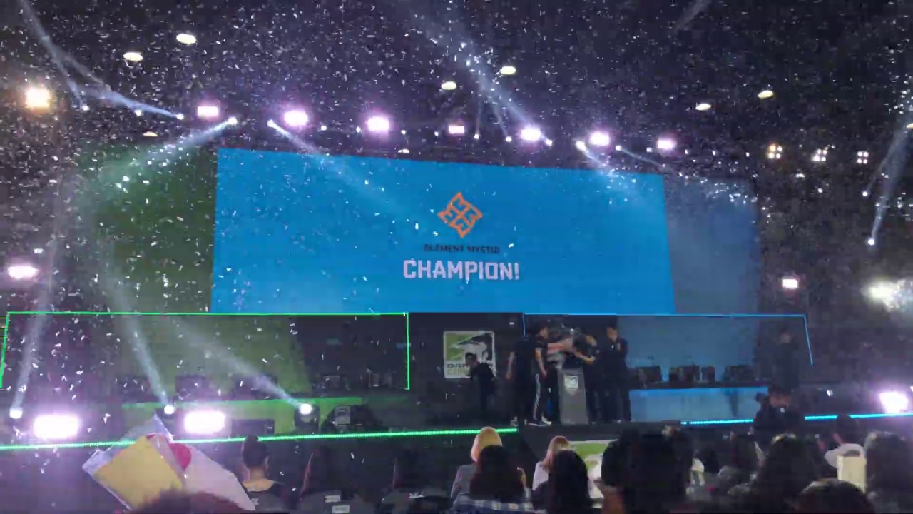 2019 Overwatch Contenders Korea Season 1 Champion Trophy Ceremony