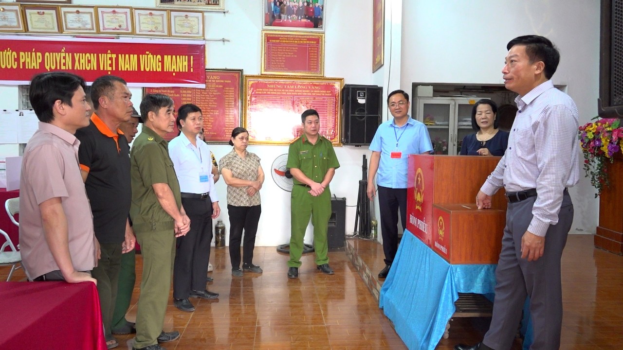 LÃNH ĐẠO PHƯỜNG SÔNG CÔNG TRỰC TIẾP KIỂM TRA CÔNG TÁC CHUẨN BỊ NGÀY BẦU CỬ