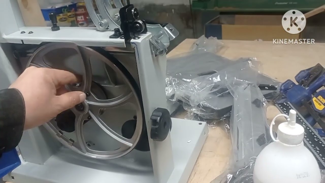 распаковка ленточной пилы Белмаш